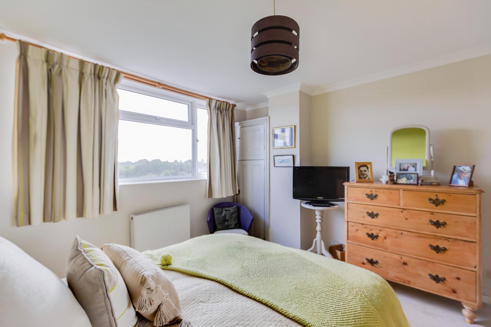 51 Geraints Way, Cowbridge, Vale of Glamorgan, CF71 7AY